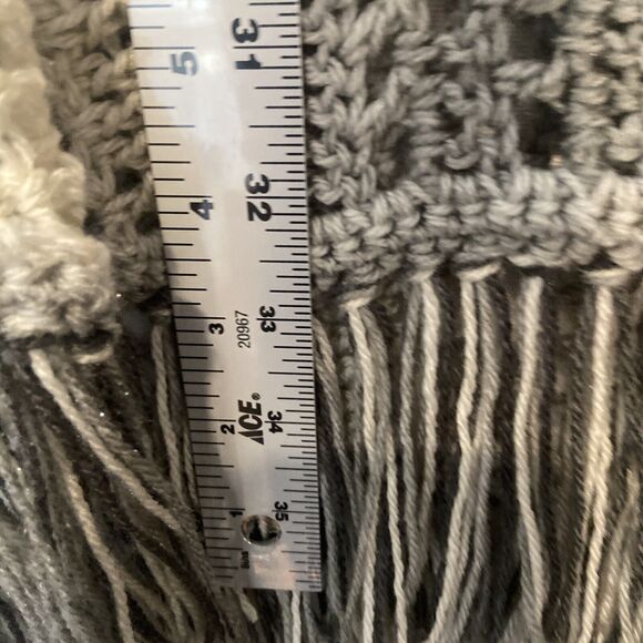 The North Fork Green/white Poncho Sweater Size Small - Picture 4 of 6